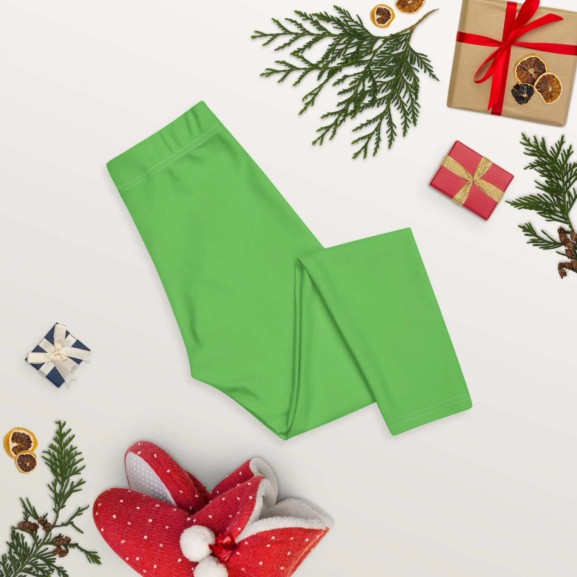 Bright Green Solid Capri Leggings, Solid Bright Green Color Capris Fashion Casual Tights For Women-Made in USA/EU/MX