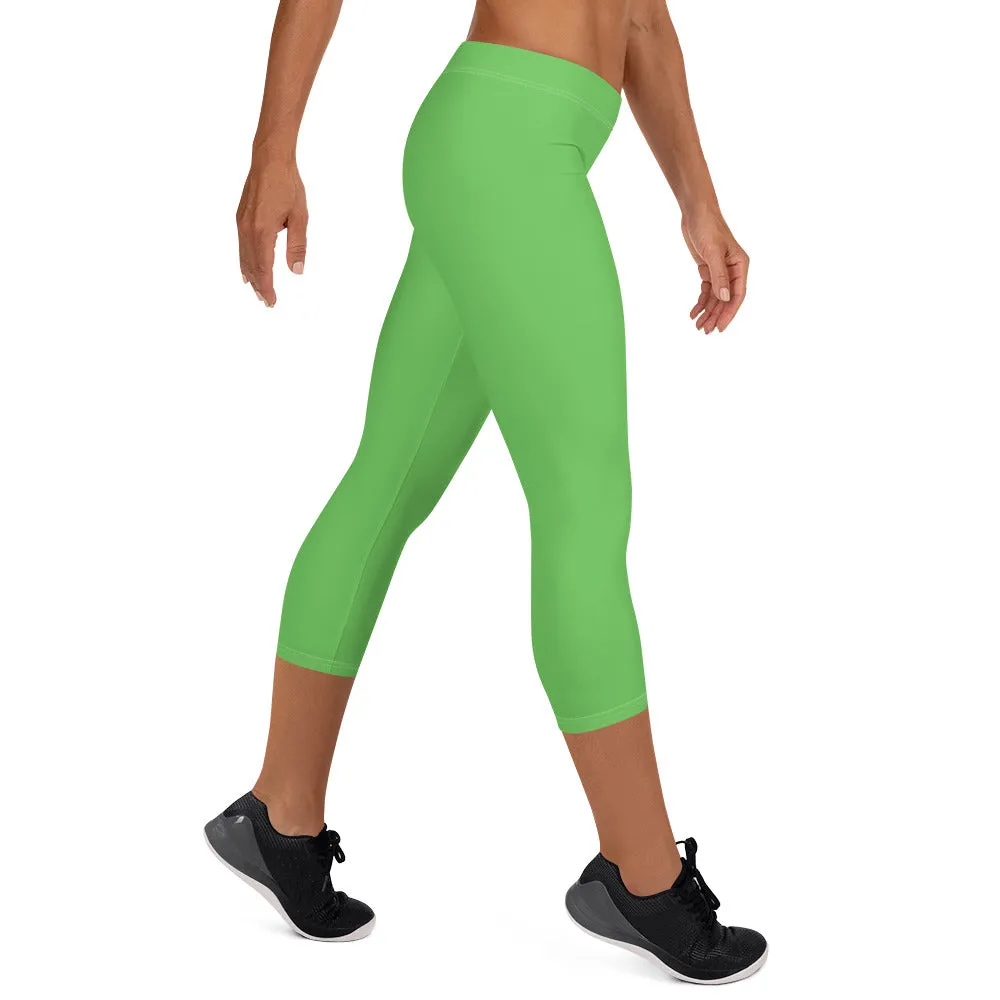 Bright Green Solid Capri Leggings, Solid Bright Green Color Capris Fashion Casual Tights For Women-Made in USA/EU/MX
