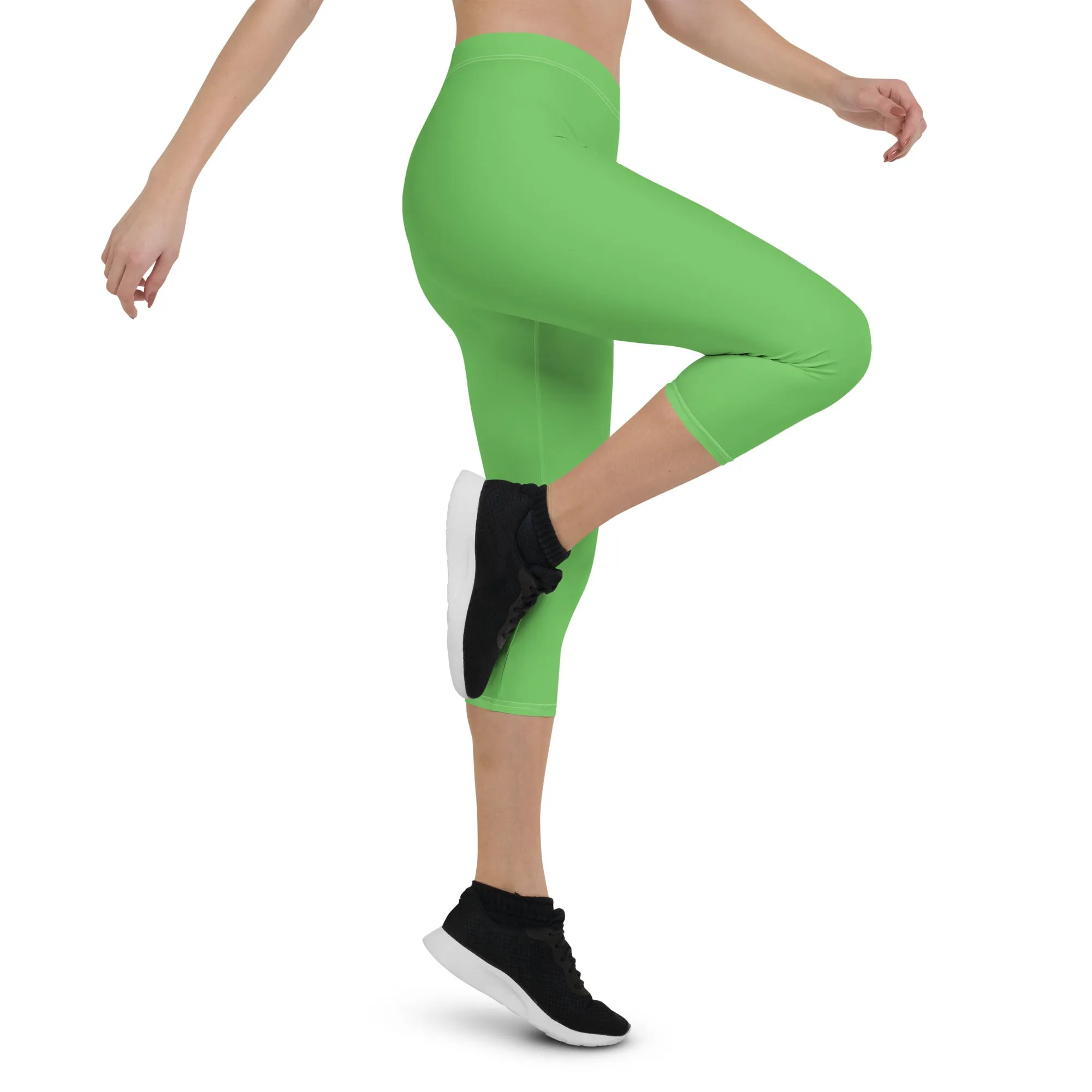 Bright Green Solid Capri Leggings, Solid Bright Green Color Capris Fashion Casual Tights For Women-Made in USA/EU/MX