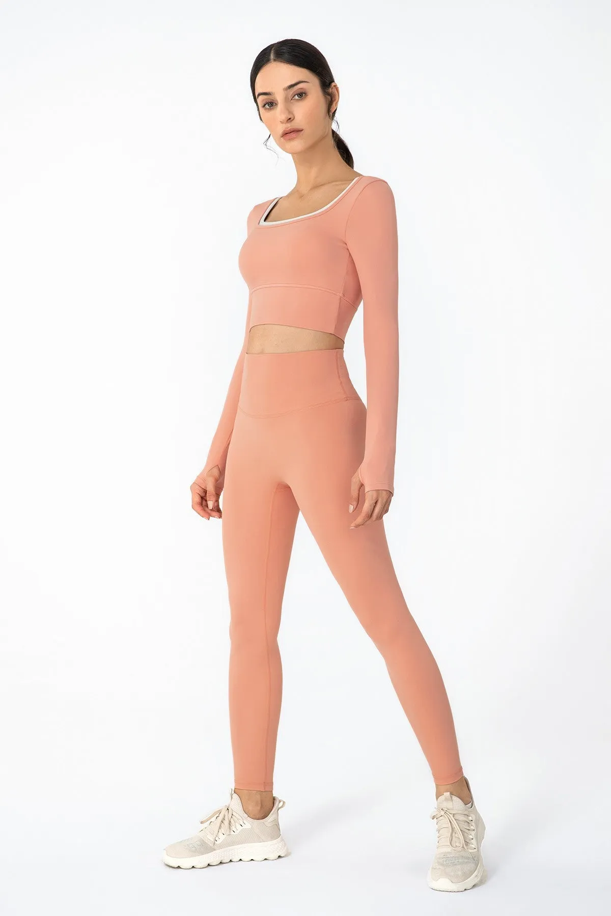 U Neck Long Sleeve Shirts Built-in Bra