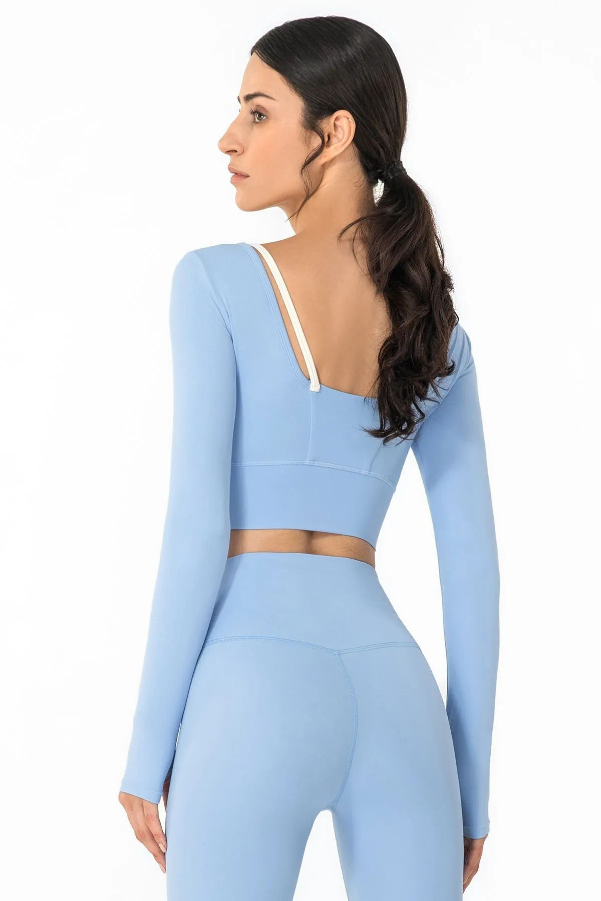 U Neck Long Sleeve Shirts Built-in Bra