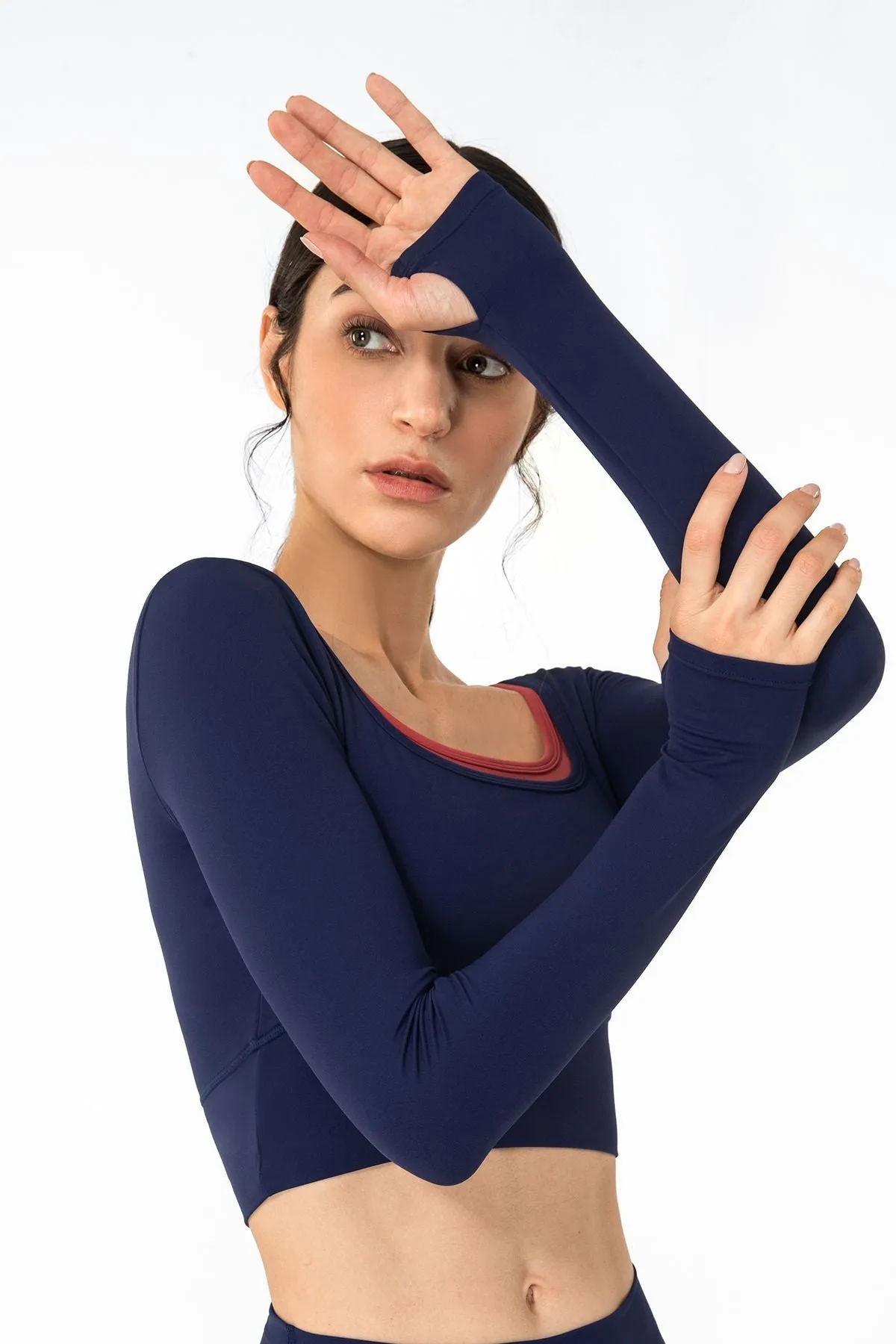 U Neck Long Sleeve Shirts Built-in Bra