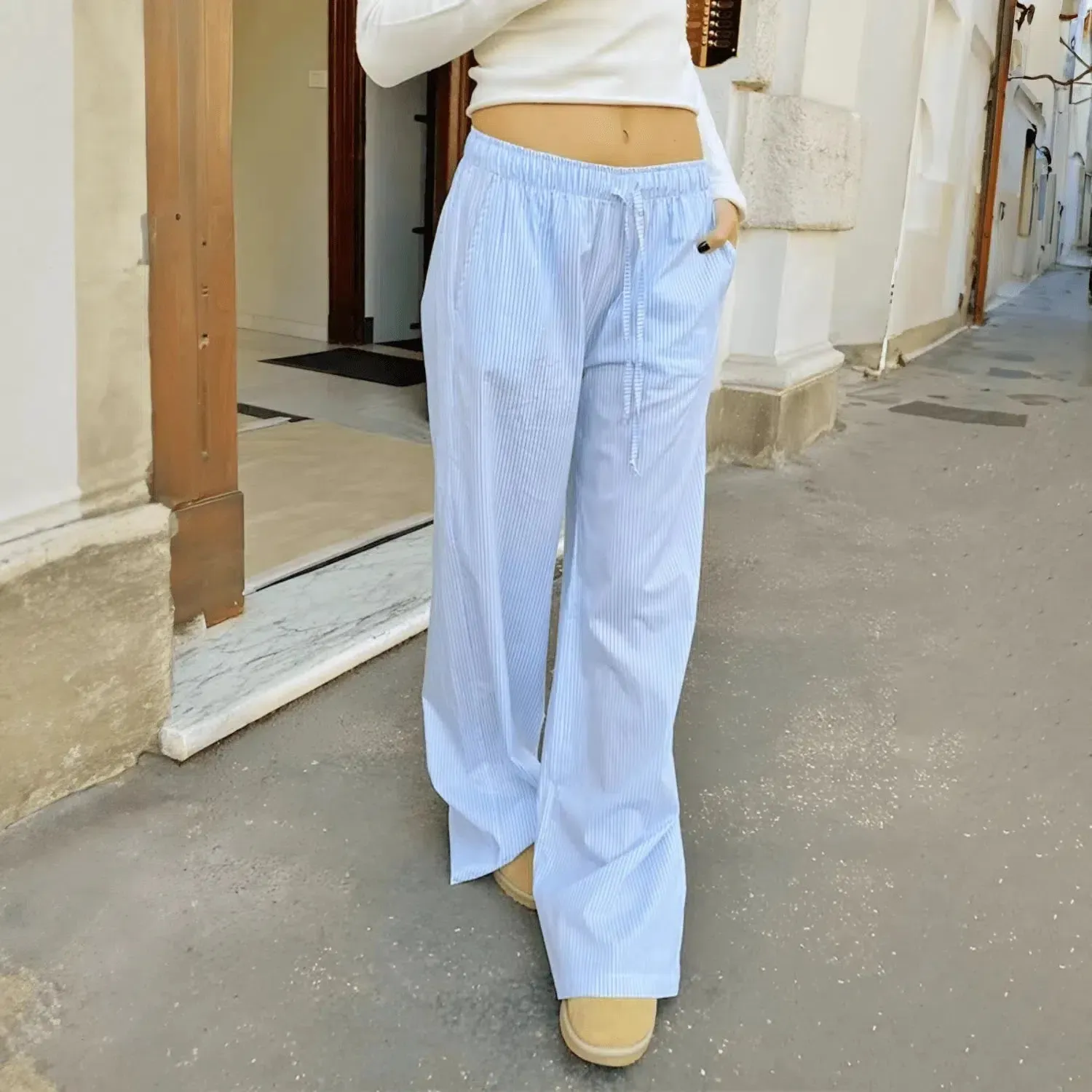 Zinara – Front tie detail – Stripe trousers